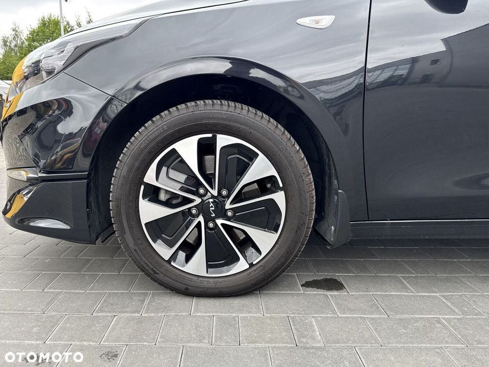 Kia Ceed 1.5 T-GDI M - 6
