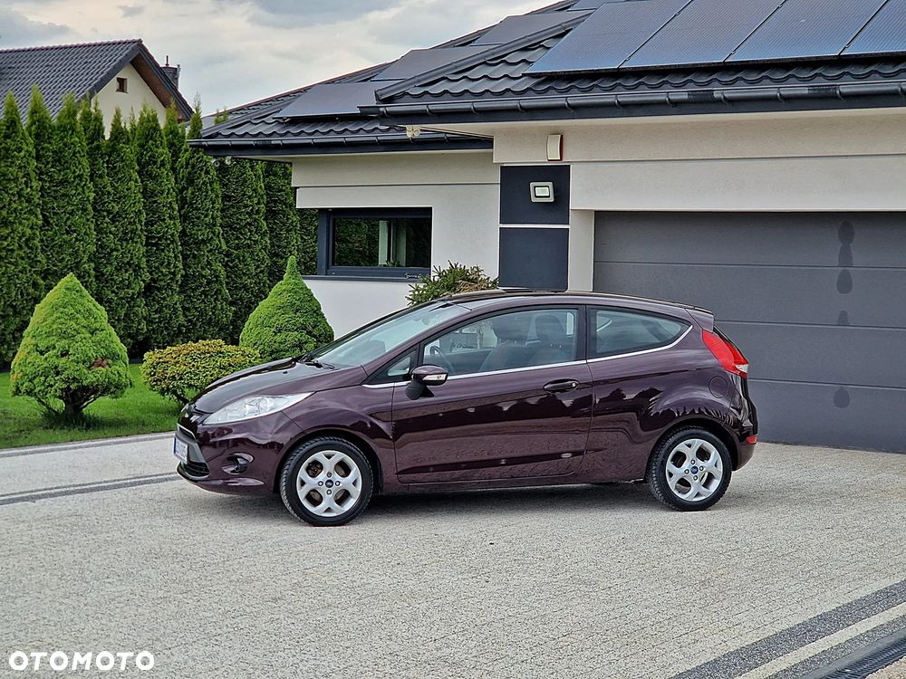 Ford Fiesta 1.25 Champions Edition - 1