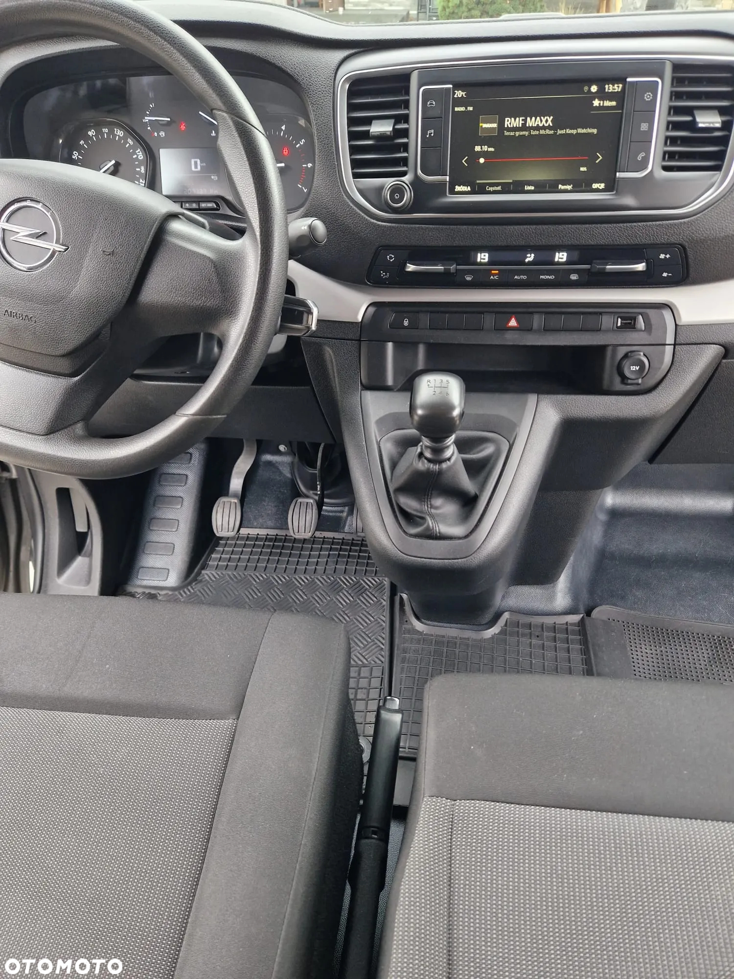 Opel Vivaro 2.0 CDTI Long 3,1t Enjoy (bryg.) - 4