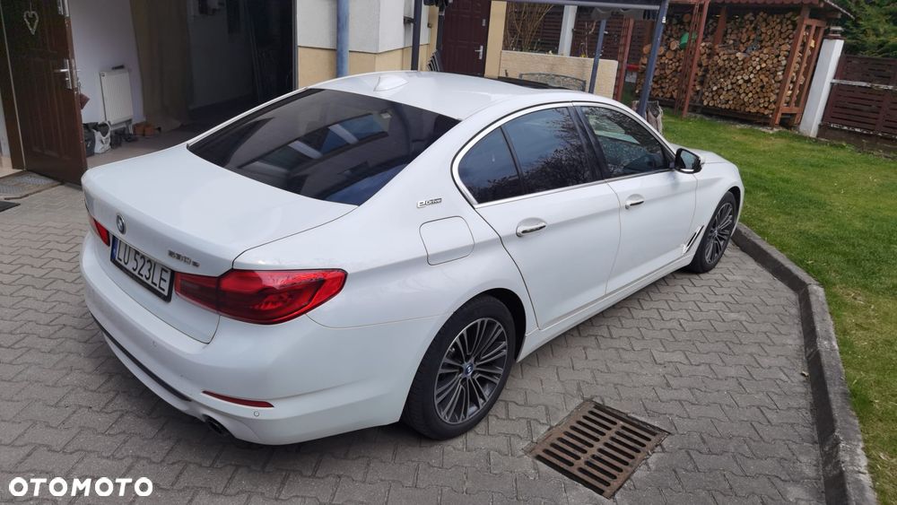 BMW Seria 5 530e iPerformance - 1