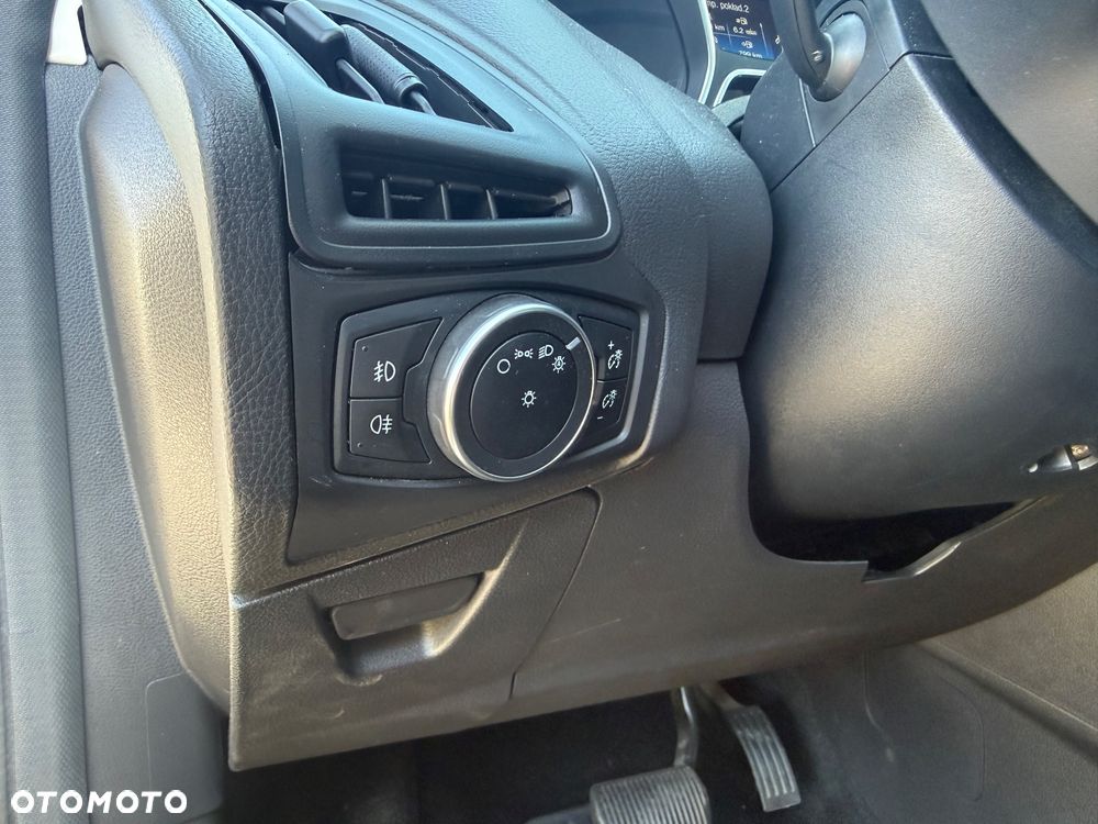 Ford Focus - 10