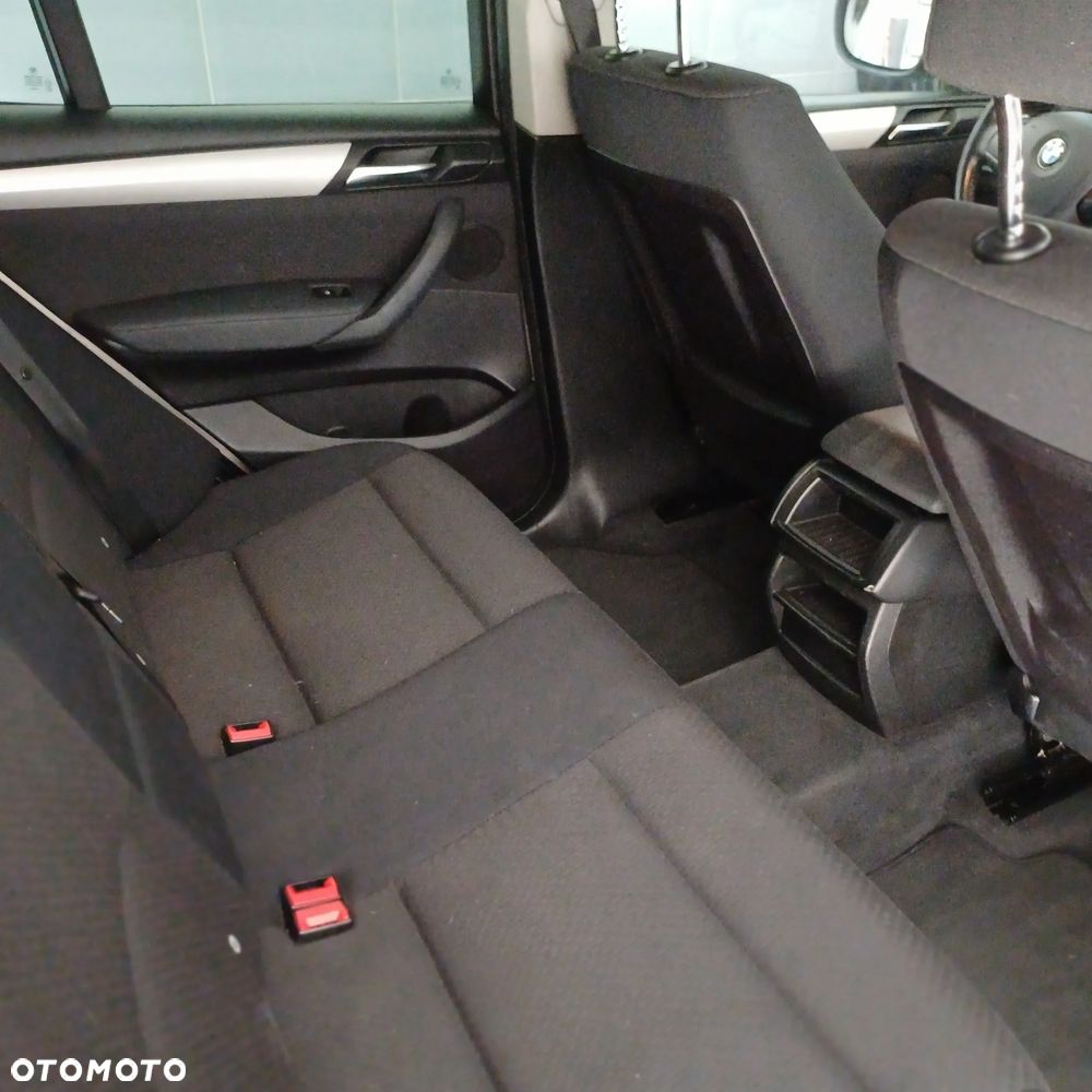 BMW X3 sDrive18d - 7