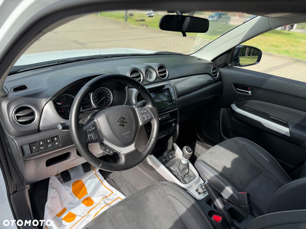 Suzuki Vitara 1.6 DDiS (4x4) Allgrip Comfort+ - 23