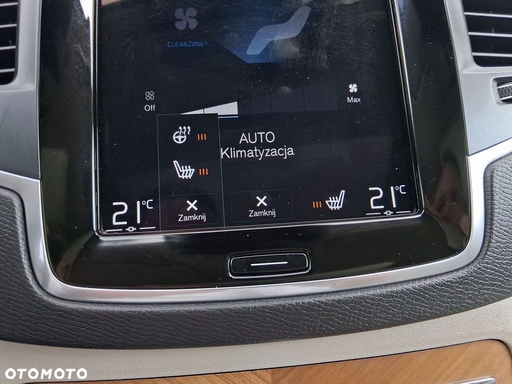 Volvo XC 90 - 24