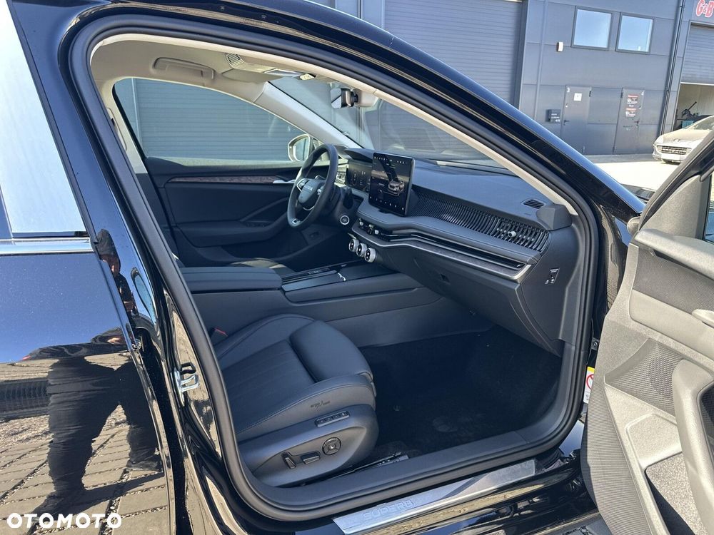 Skoda Superb 2.0 TSI 4x4 L&K DSG - 35