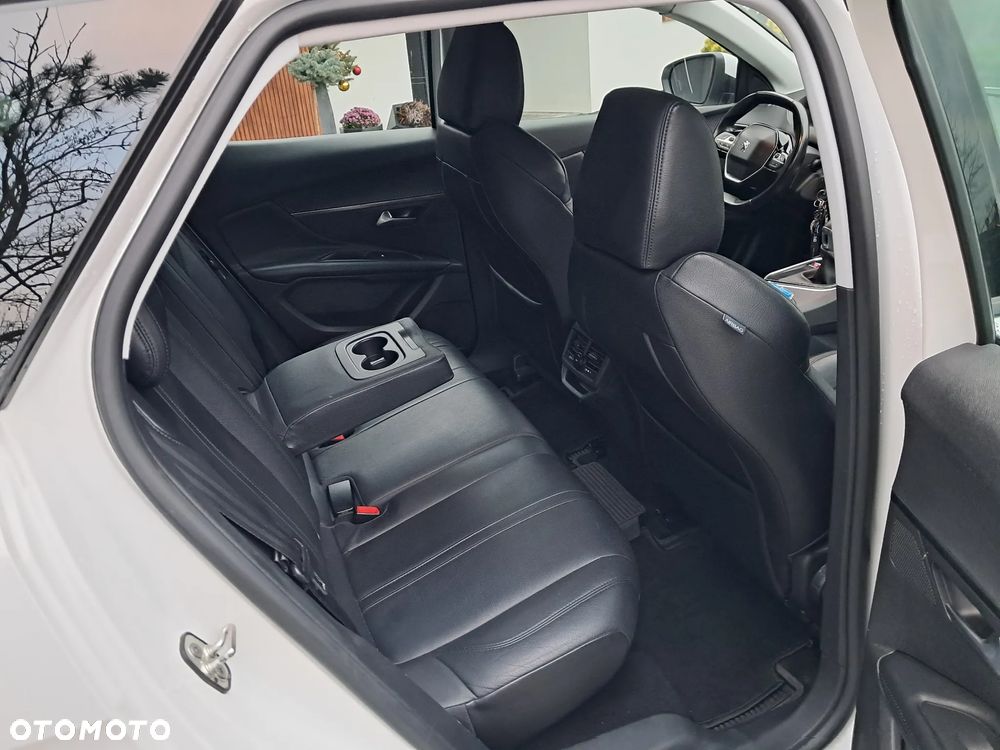 Peugeot 3008 1.5 BlueHDi Active S&S - 15