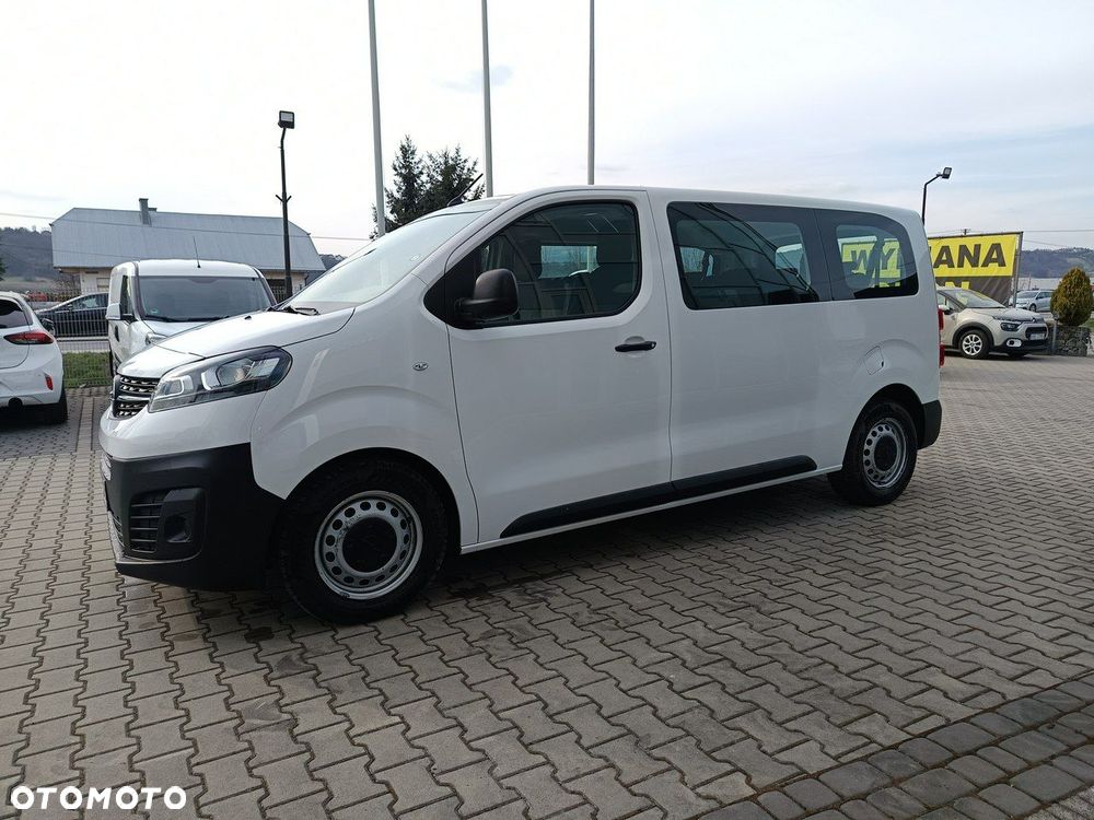 Opel Vivaro - 8