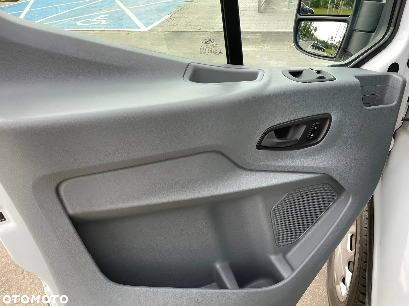 Ford Transit - 17