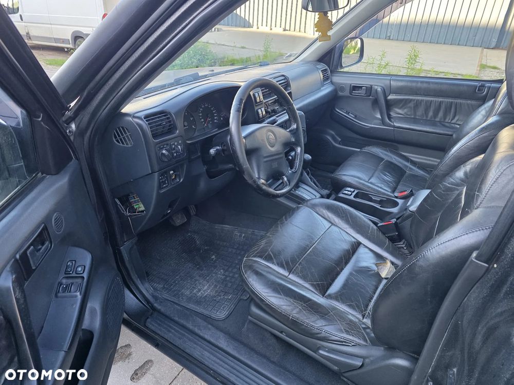 Opel Frontera - 8