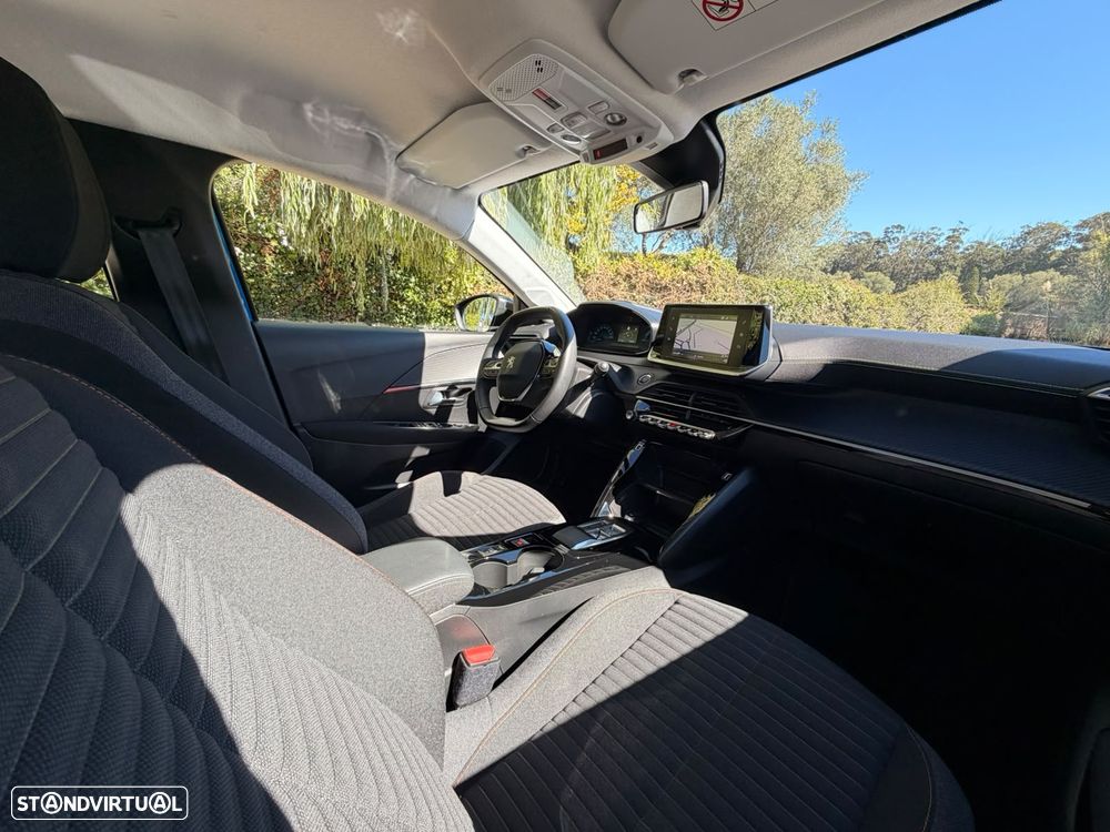 Peugeot e-208 Active Pack - 11