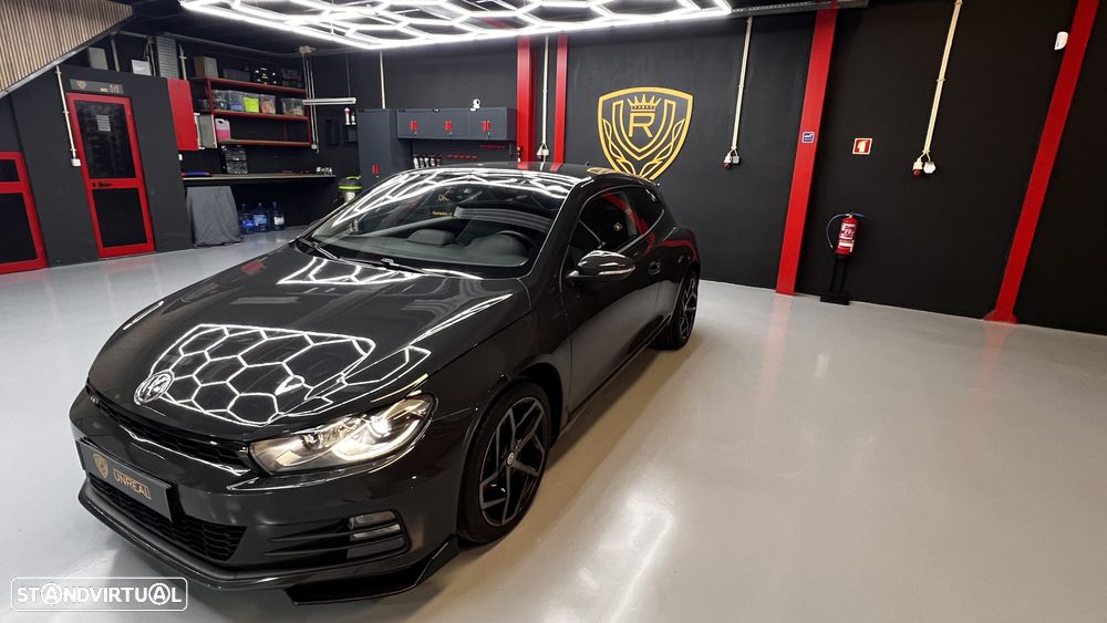 VW Scirocco 2.0 TDI Sport - 36