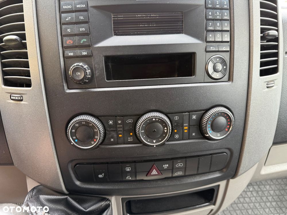 Volkswagen Crafter - 16