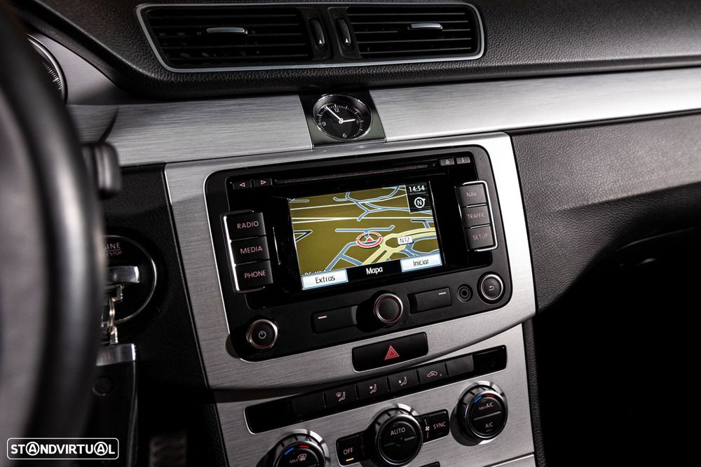 VW Passat Alltrack - 14