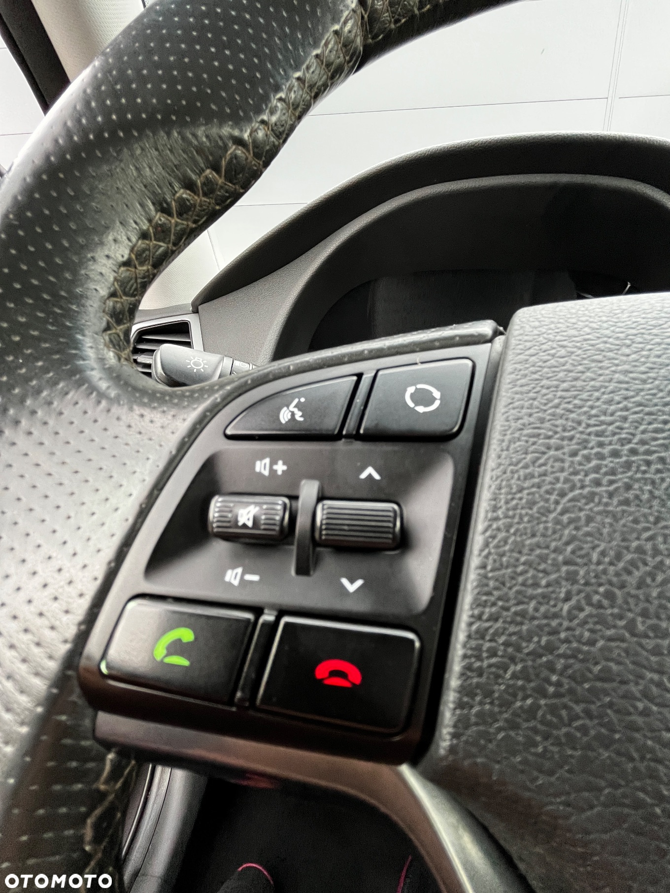 Hyundai Tucson 1.6 GDI BlueDrive Comfort 2WD - 30