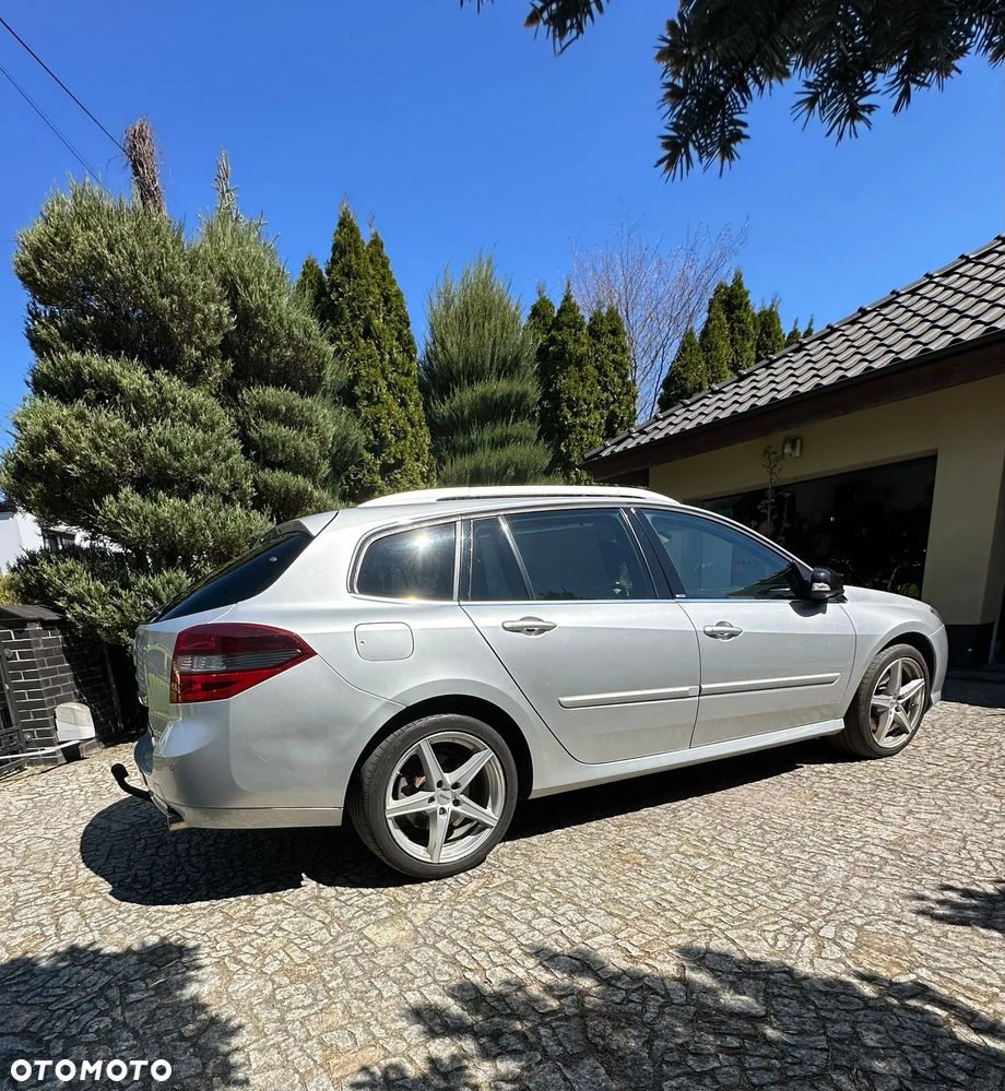 Renault Laguna - 1