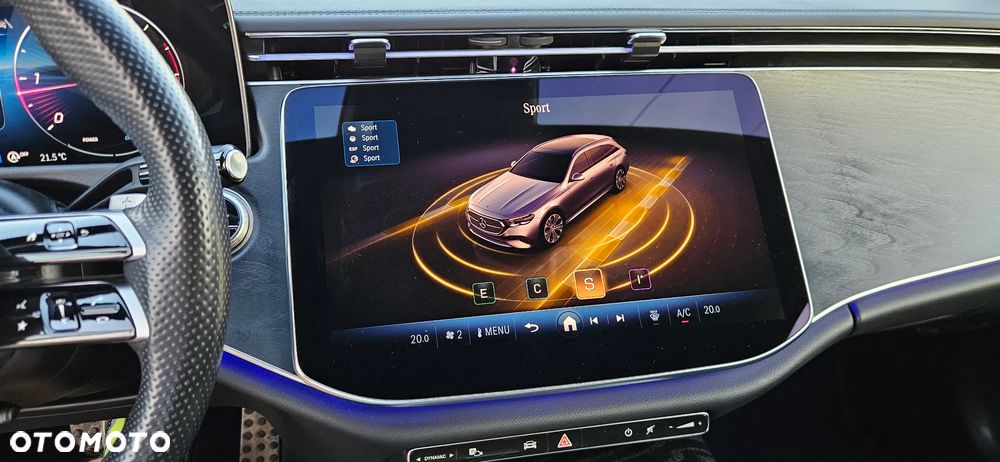 Mercedes-Benz Klasa E 220 d 9G-TRONIC AMG Line NIGHT Edition - 35
