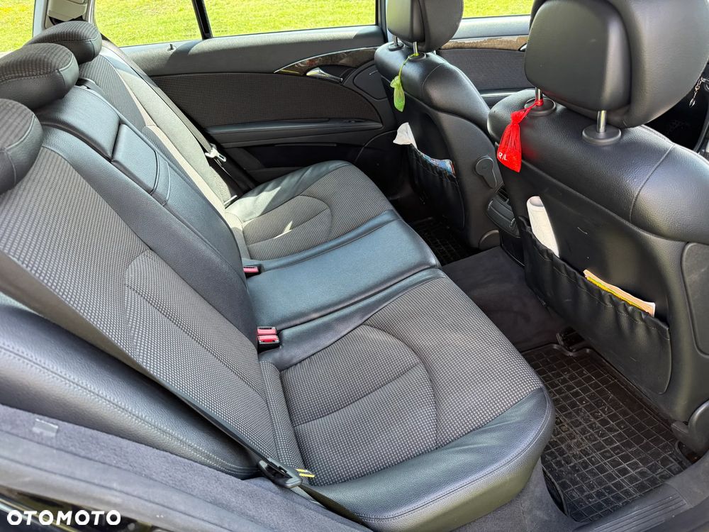 Mercedes-Benz Klasa E 220 CDI Automatik Avantgarde DPF - 25