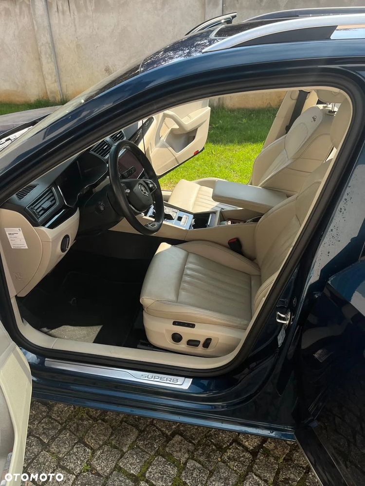 Skoda Superb 2.0 TDI SCR 4x4 L&K DSG - 18