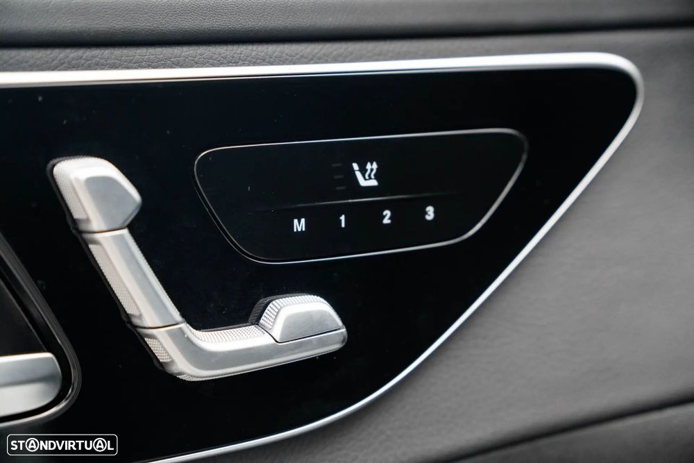 Mercedes-Benz C 300 d AMG Line - 27