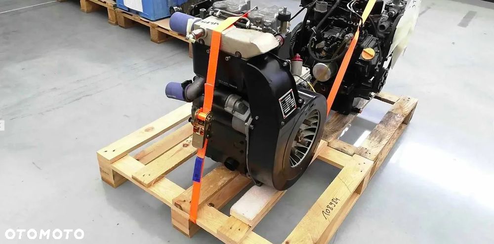 SILNIK HATZ 2G40 / 2G 40 15.6 KW 6097 ZŁ NETTO - 3