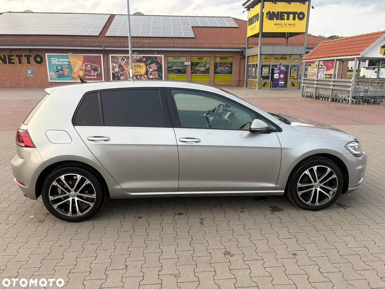 Volkswagen Golf VII 1.6 TDI BMT Comfortline - 7