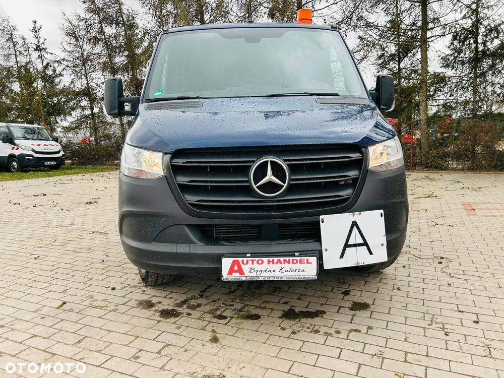 Mercedes-Benz Sprinter - 4