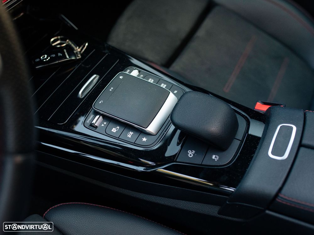 Mercedes-Benz CLA 35 AMG 4Matic - 26