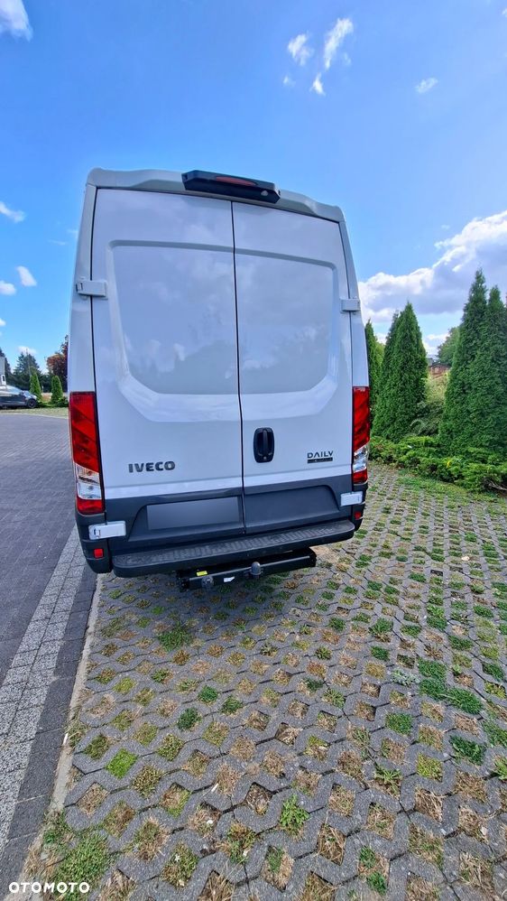 Iveco Daily 35S18 3.0 Hi-Matic L4H2 Maxi ful opcja super stan - 7