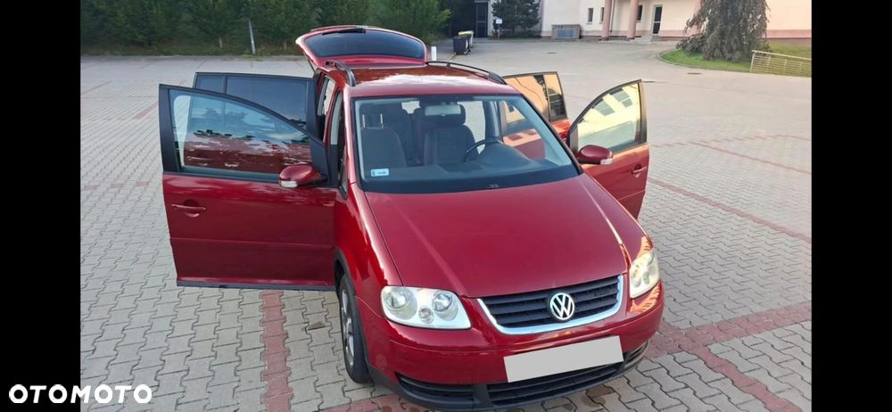 Volkswagen Touran 2.0 TDI Trendline - 1