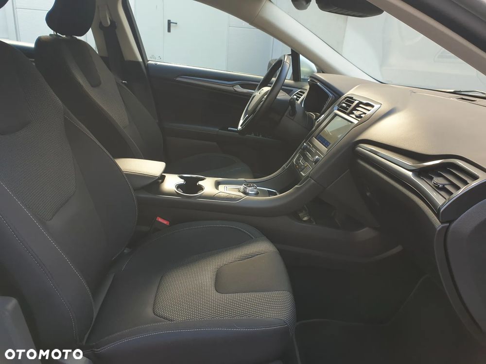 Ford Mondeo 2.0 EcoBlue Titanium - 20