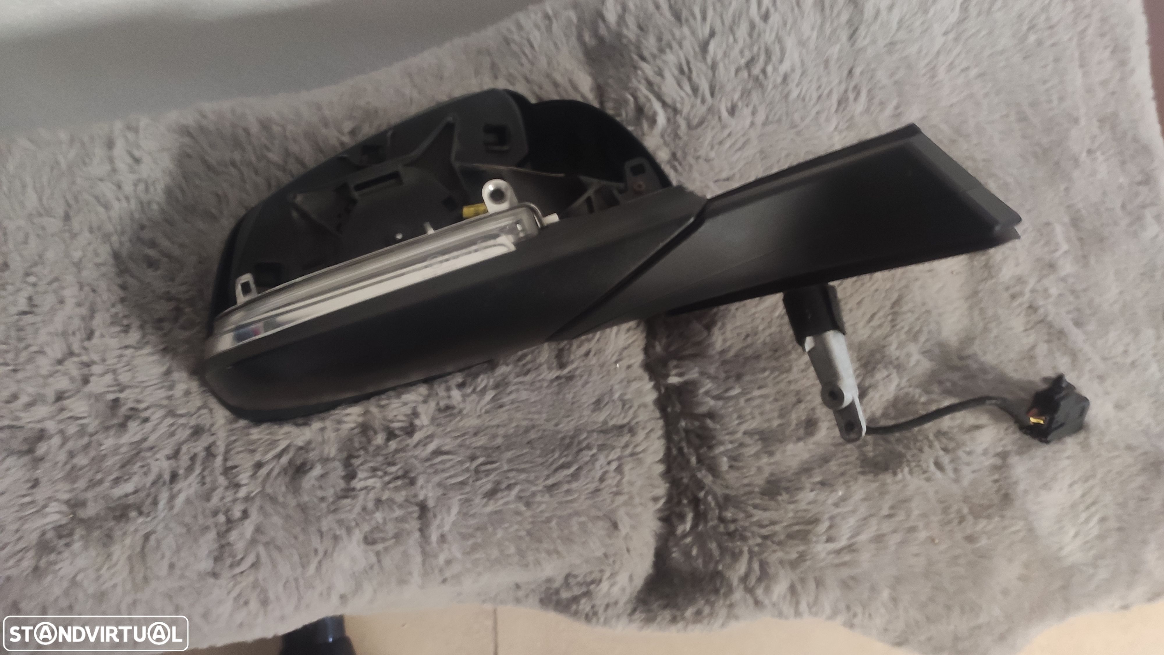 retrovisor lado direito BMW i3 - 1