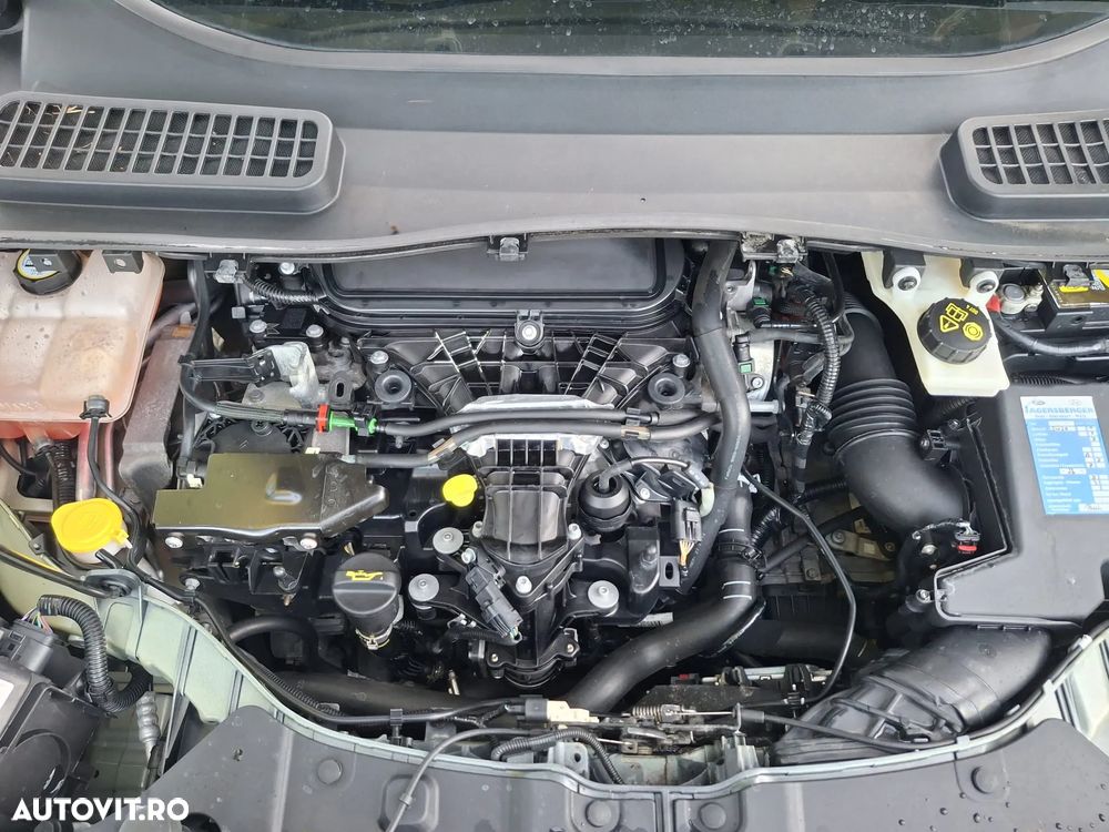 Ford Kuga 2.0 TDCi 4x4 Aut. Titanium - 12