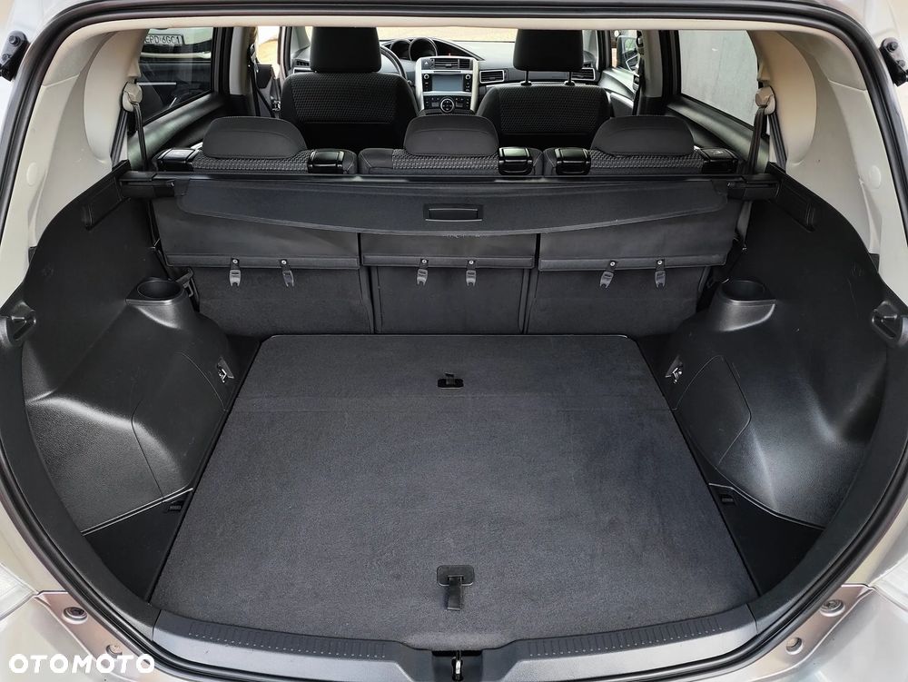 Toyota Verso 1.8 Premium EU6 - 29