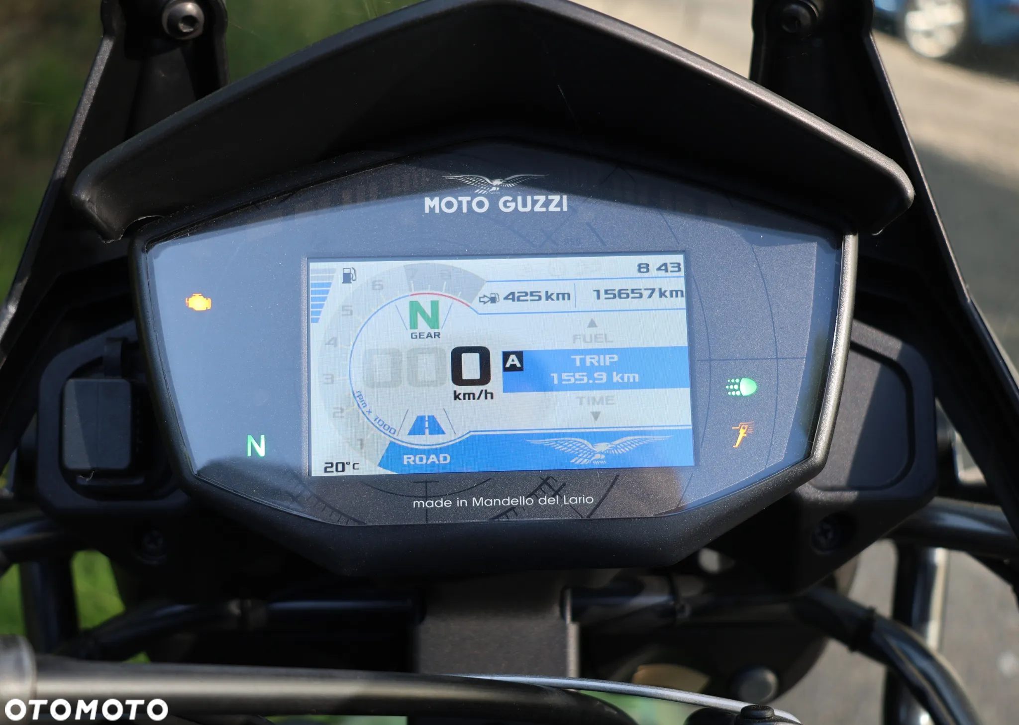 Moto Guzzi V85 - 9