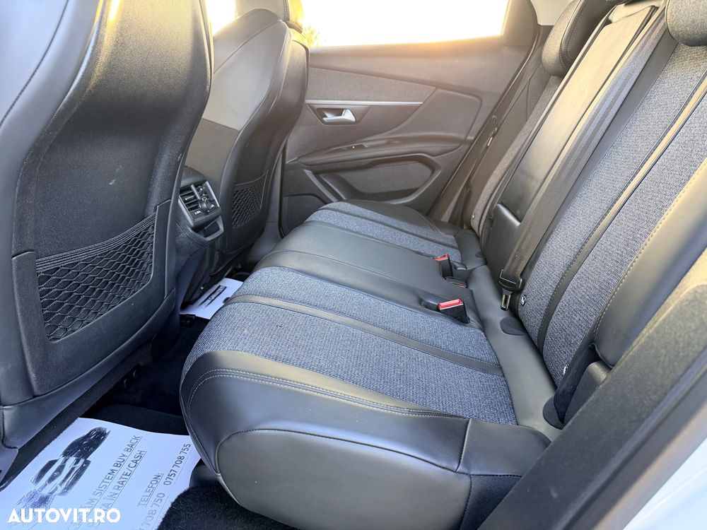 Peugeot 3008 HDi 115 Allure - 14