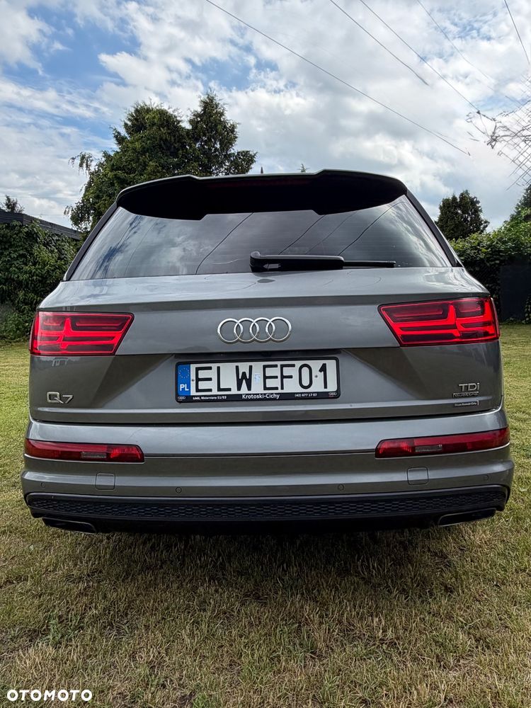 Audi Q7 - 19