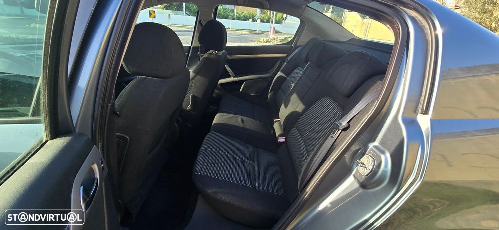 Peugeot 407 2.0 HDi Navteq - 11