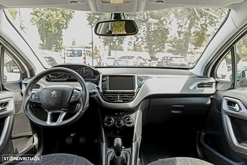 Peugeot 2008 1.6 BlueHDi Style - 10
