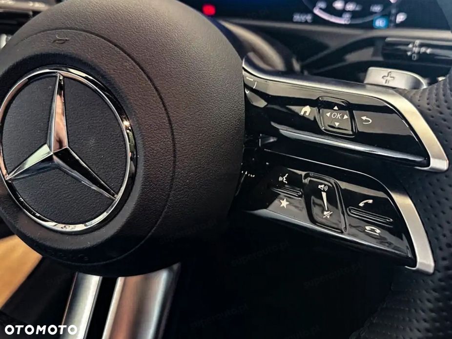 Mercedes-Benz Klasa E 220 d mHEV 4-Matic AMG 9G-Tronic - 12