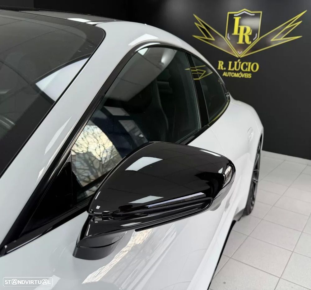 Porsche Taycan 4S - 11