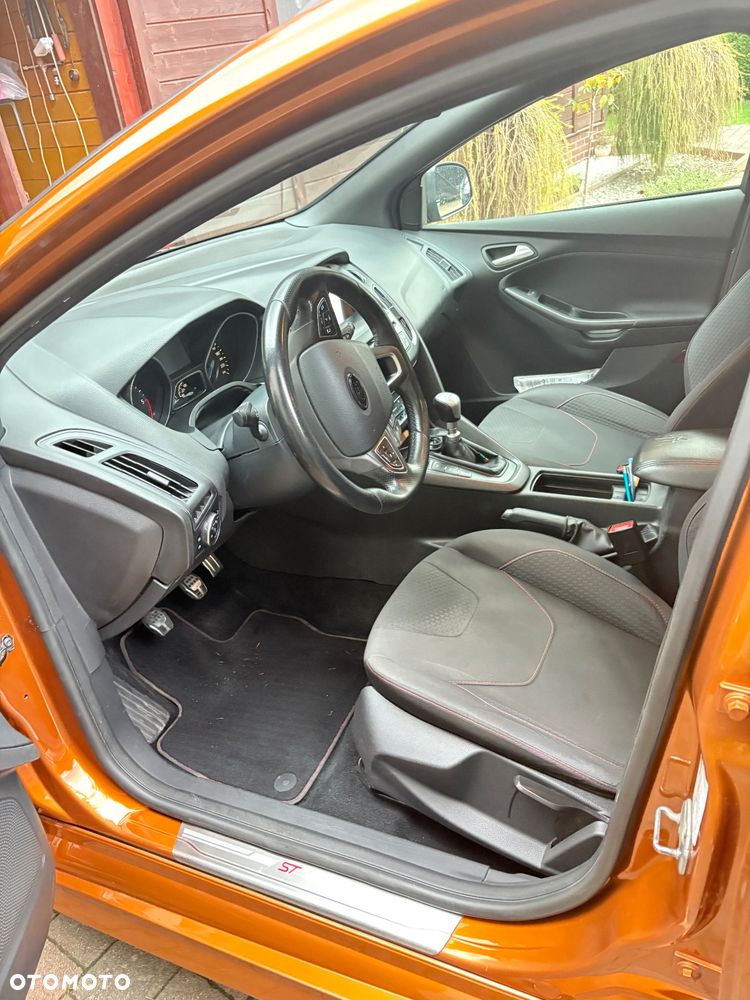 Ford Focus 2.0 TDCi ST-Line ASS - 17