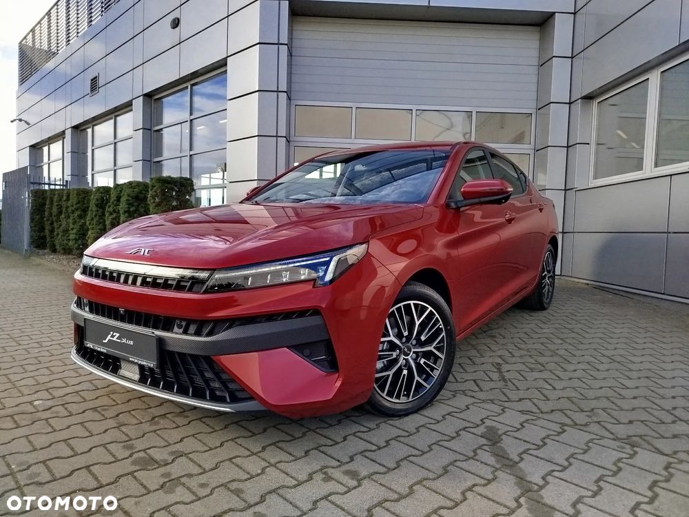 JAC J7 Plus CVT - 7