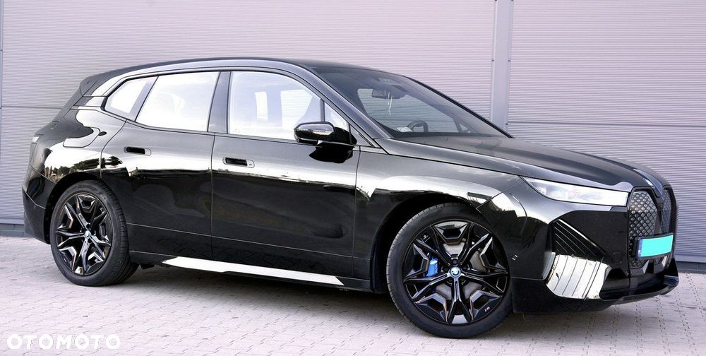 BMW iX xDrive40 76.6kWh Signature - 3
