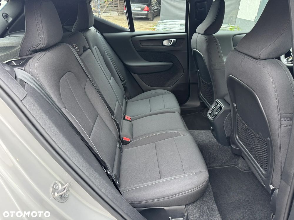 Volvo XC 40 Recharge 69 kWh Single Motor RWD Plus - 26