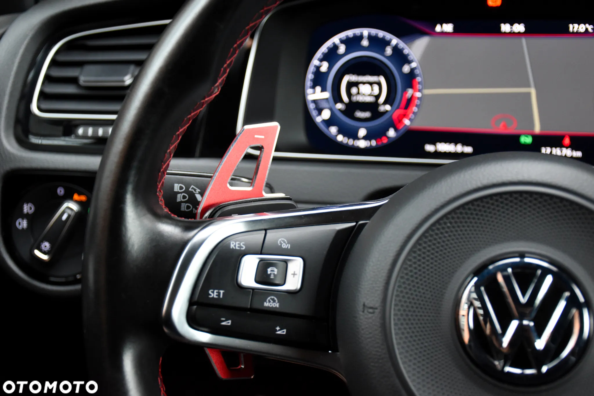 Volkswagen Golf GTI (BlueMotion Technology) DSG - 15
