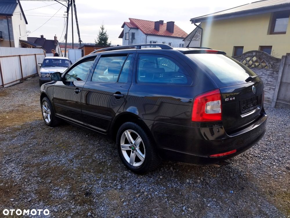 Skoda Octavia 2.0 TDI Adventure 4x4 - 12