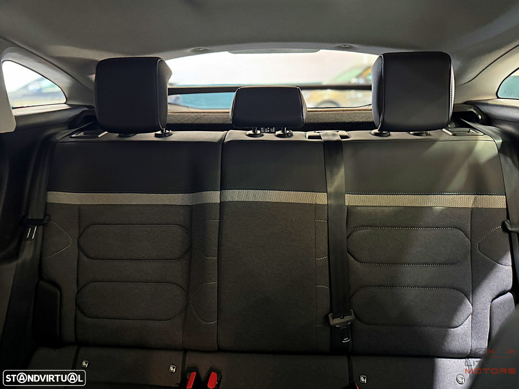 Citroën e-C4 50 kWh E-Series Collection - 38