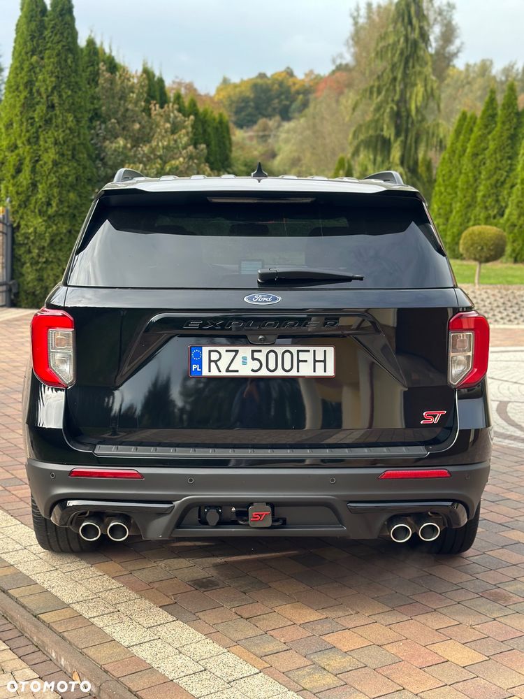 Ford Explorer - 12