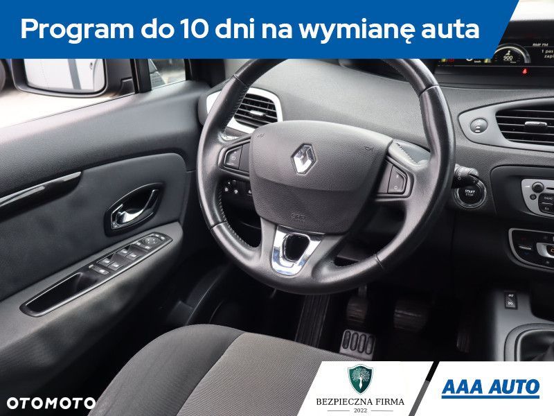 Renault Scenic - 9