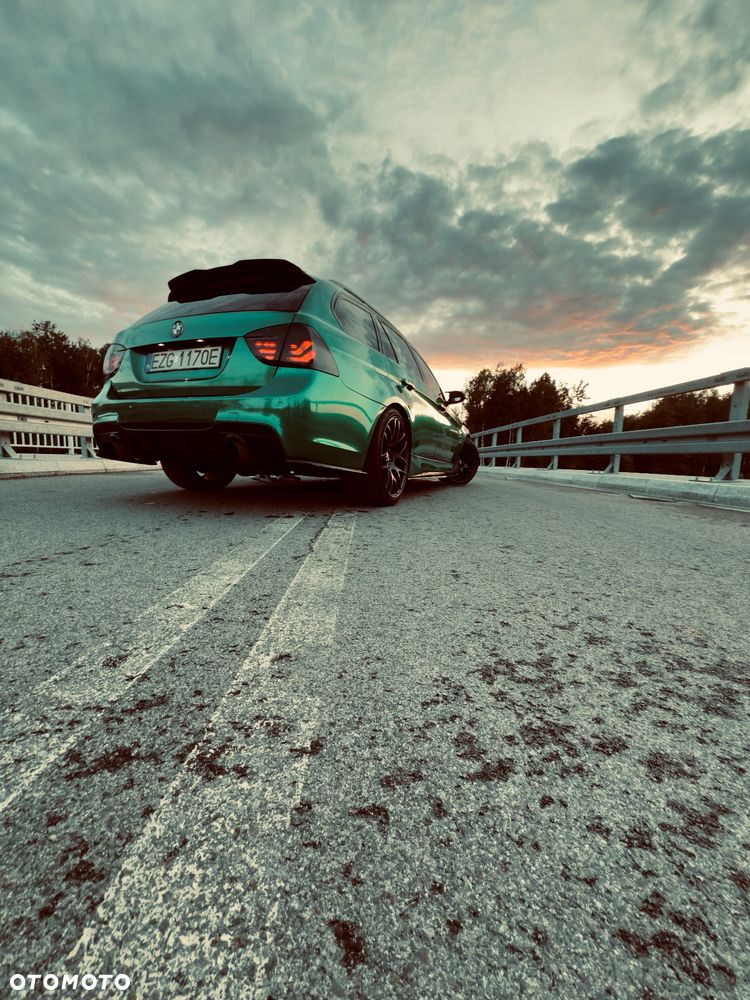 BMW Seria 3 325d - 11